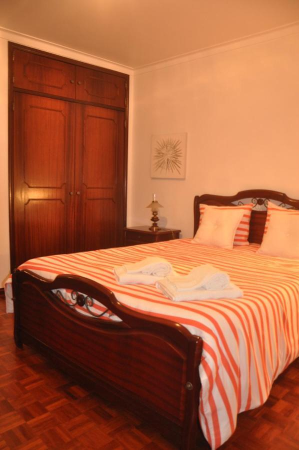 Tic Tac Apartment Peniche Bagian luar foto