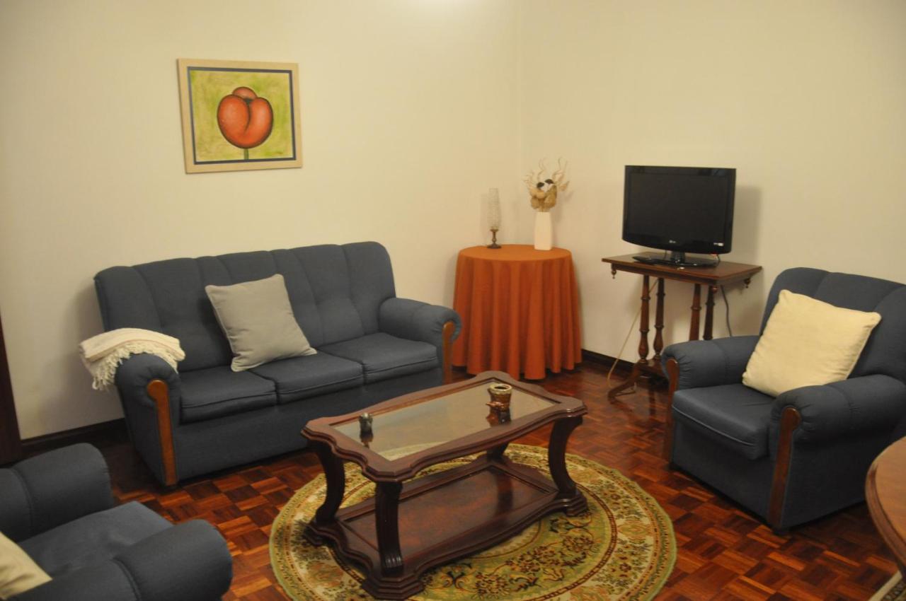 Tic Tac Apartment Peniche Bagian luar foto